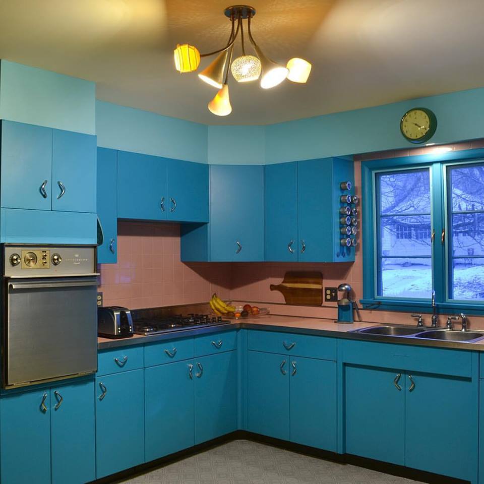 retro style kitchen