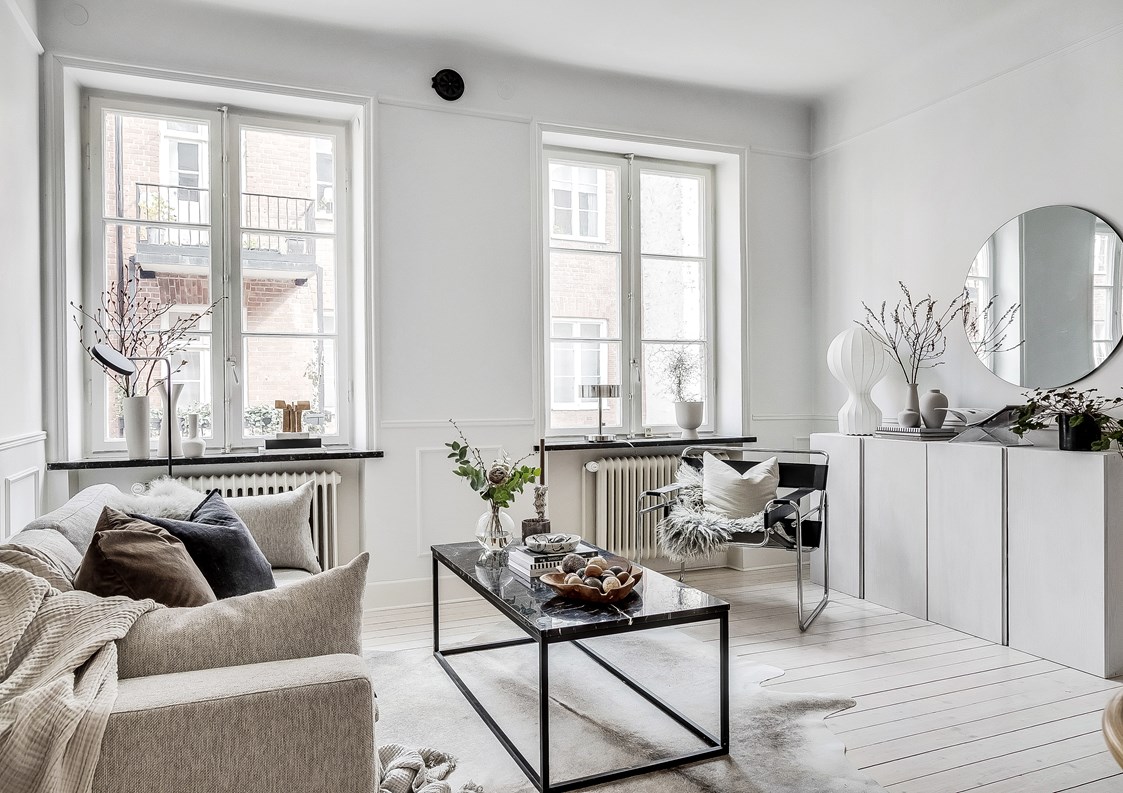 Interior without curtains