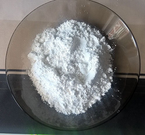 Mixture of flour and soda