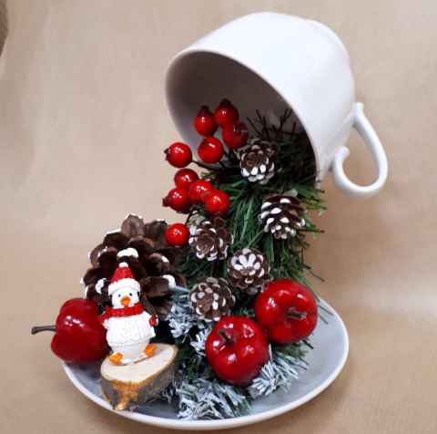 New Year's floating cup