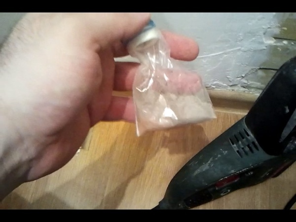 drilling without dust with a drill with a bag