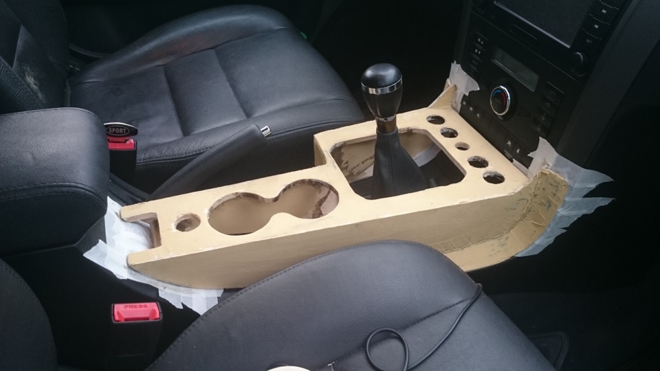 do-it-yourself cup holder in a car
