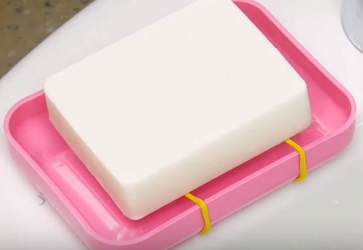 Stationery erasers for soap dish