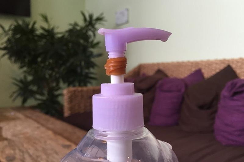 Stationery erasers in everyday life