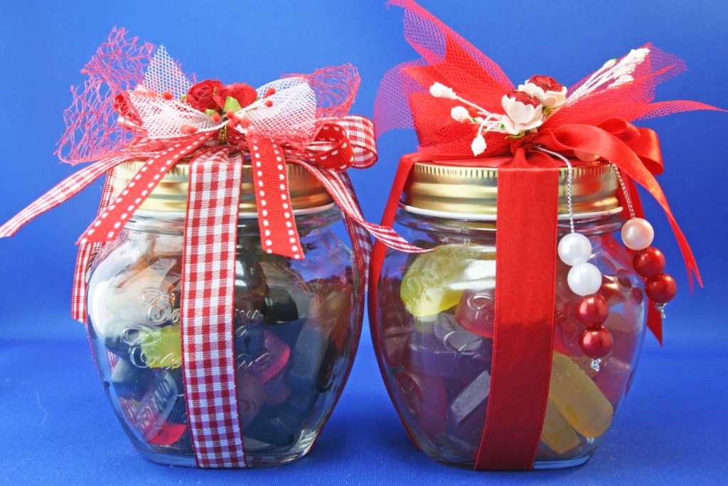 Gift packaging in glass jars