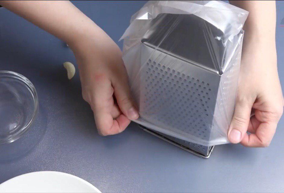 Grater in a bag
