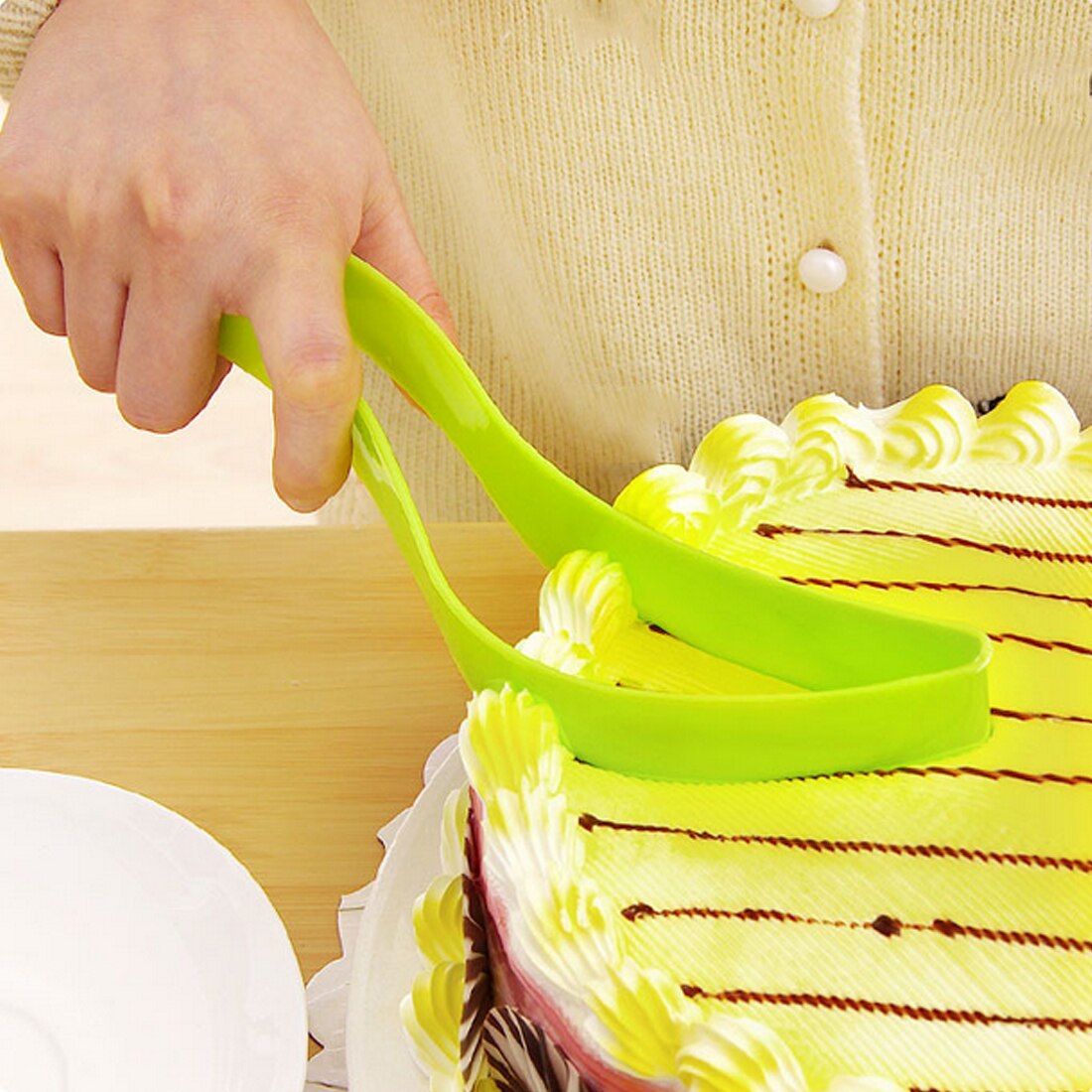 Cake knife