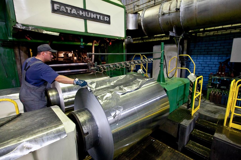 what is foil made of