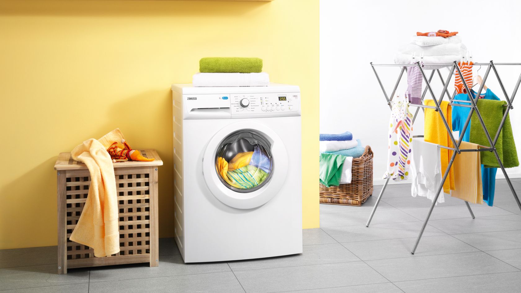 Bag in the drum of a washing machine