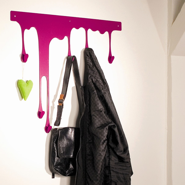 Dripping paint
