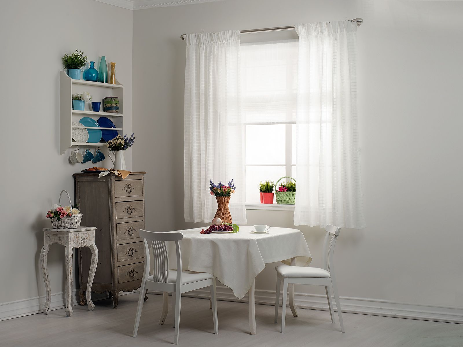 Tulle in the kitchen