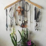 Store glasses, scarves and jewelry