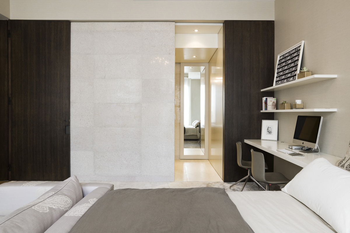 Laptop in the bedroom