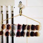 Store glasses, scarves and jewelry