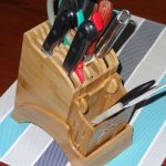 Wooden knife holder