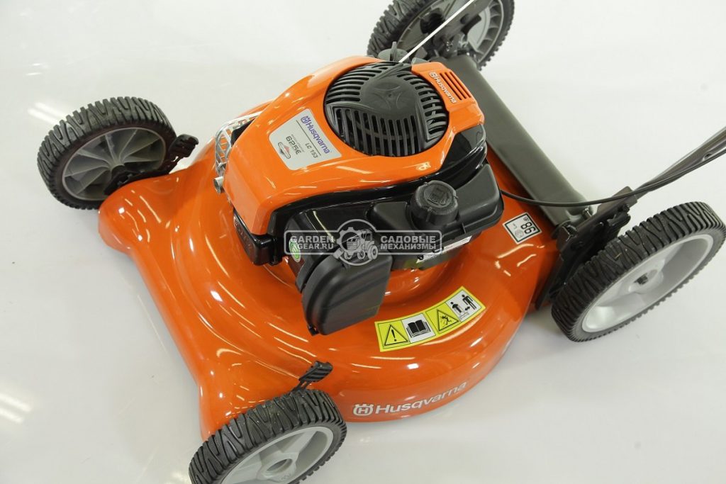 gasoline lawn mower
