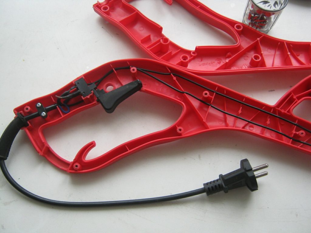 Disassembled trimmer handle.