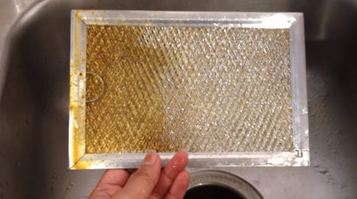 Cleaning the hood grille