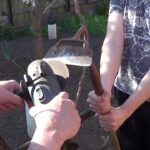 how to sharpen a hoe