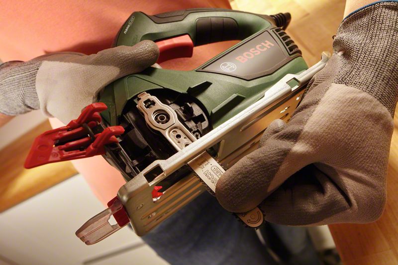 reciprocating saw or jigsaw