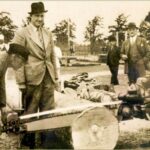 world's first chainsaw