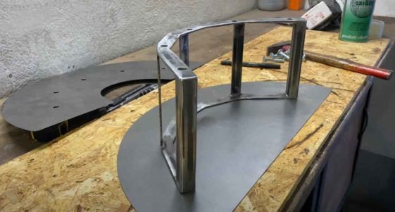 We weld semicircular blanks.