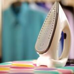 Iron with automatic shut-off