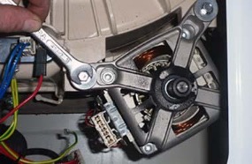 Dismantling internal parts-3