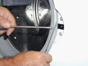 The washing machine does not spin