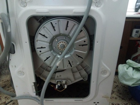 Automatic washing machine-2 does not spin