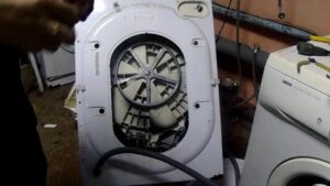 disassemble the Indesit washing machine