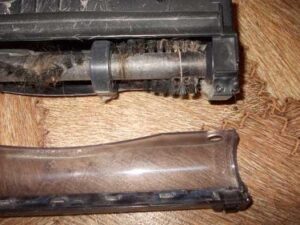 How to clean hair from a brush - 1