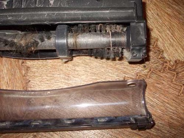 How to clean hair from a brush - 1