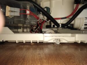 Washing chamber leaking