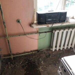 Is it possible to change batteries during the heating season?