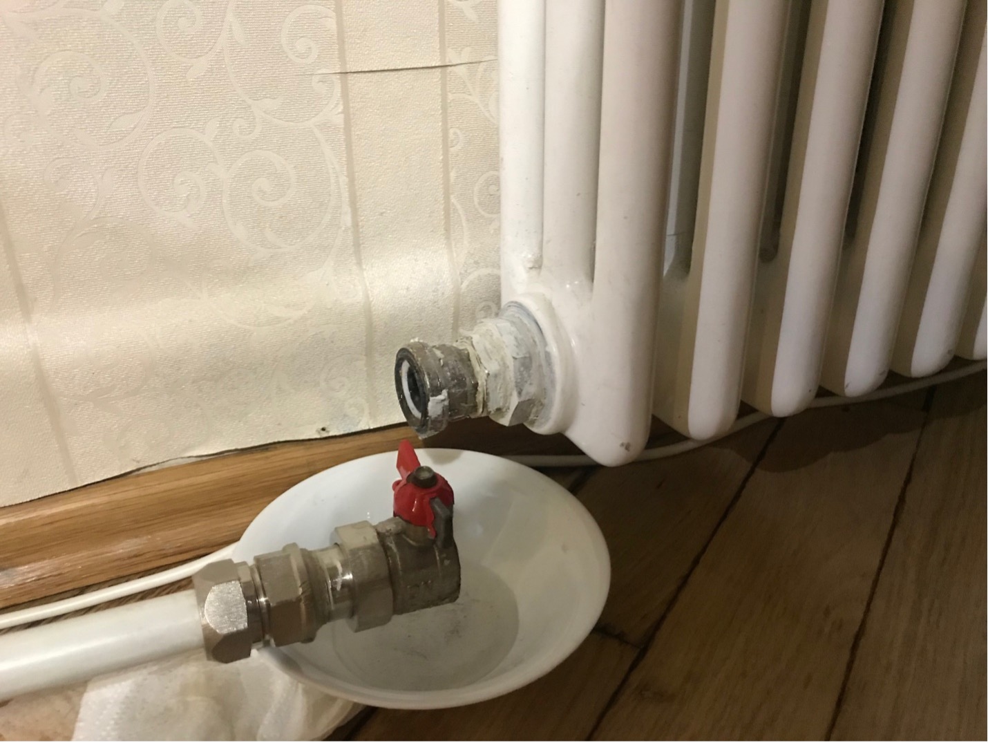 How to clean radiators