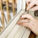 Insulating old wooden windows for the winter